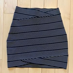 BCBG Max Azria Bodycon Striped Mini Skirt XS